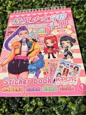 KPOP Demon Hunters Pink Sticker Book
